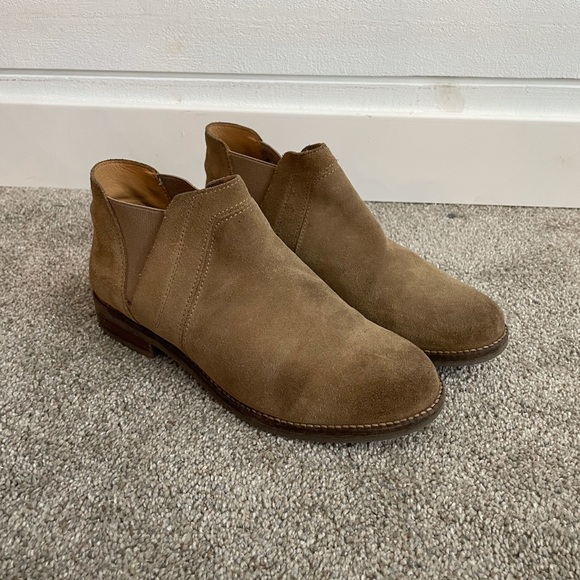 Boots - Picture 1 of 5